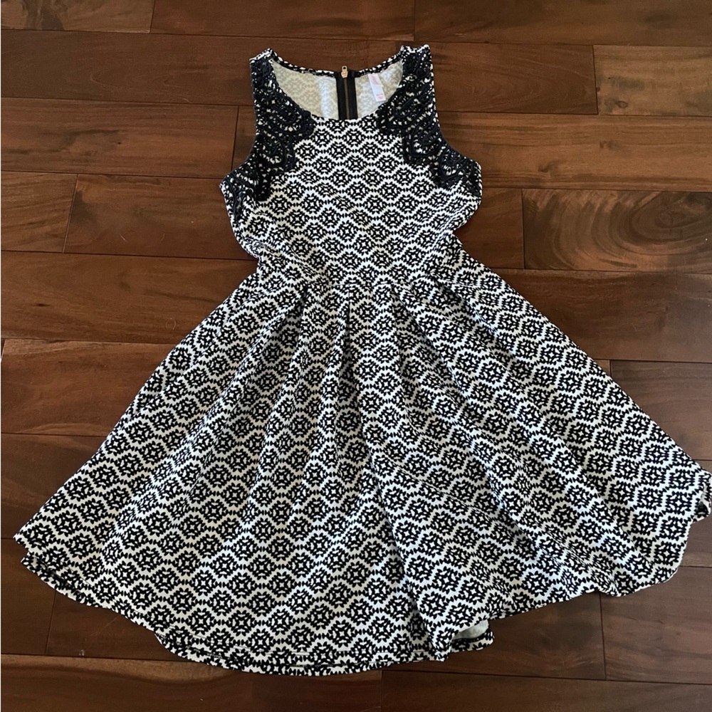 Xhilaration by Target Black & White Sundress